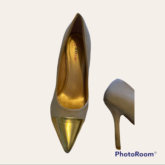 JUSTFAB Tan PUMPS with gold shiny toe SIZE 8.5 HEELS 4 inches - Picture 2 of 7